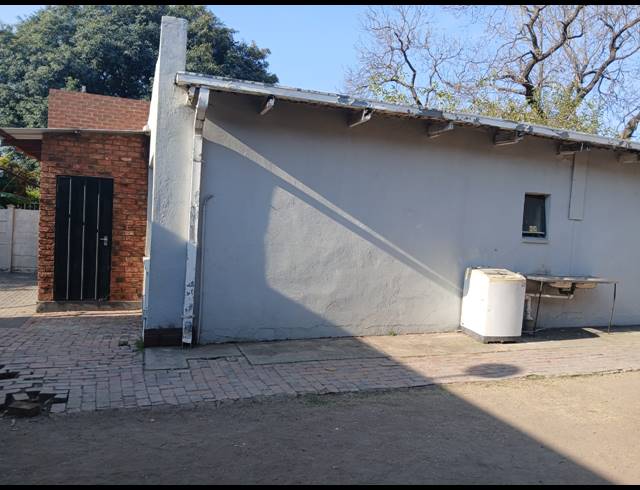 309M² BUSINESS FOR SALE IN BO-DORP